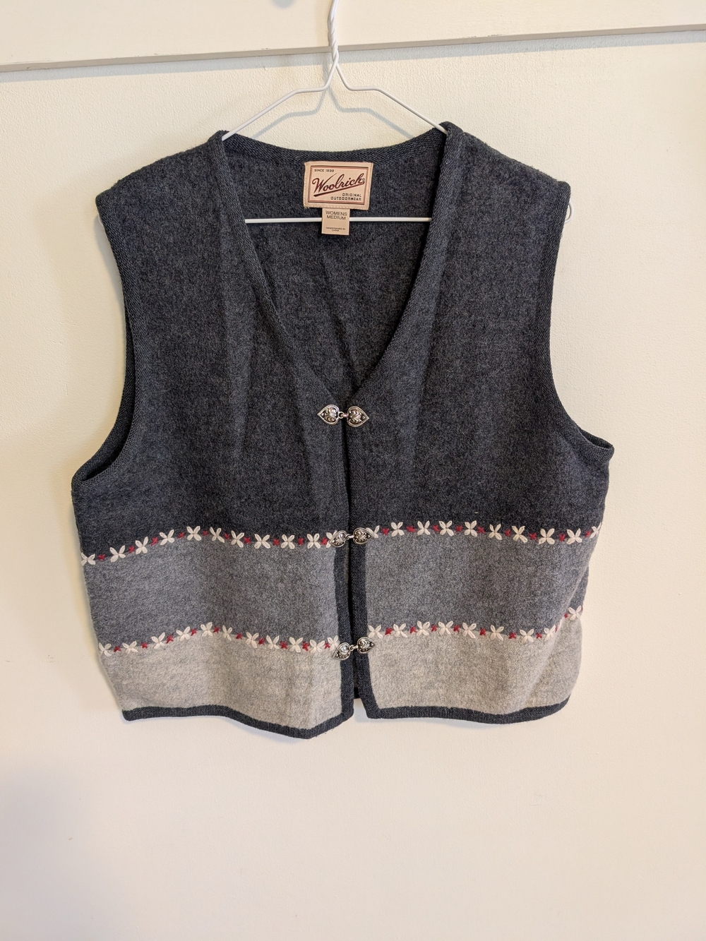 Vintage Woolrich 100% Wool Women's Vest with Embroidery